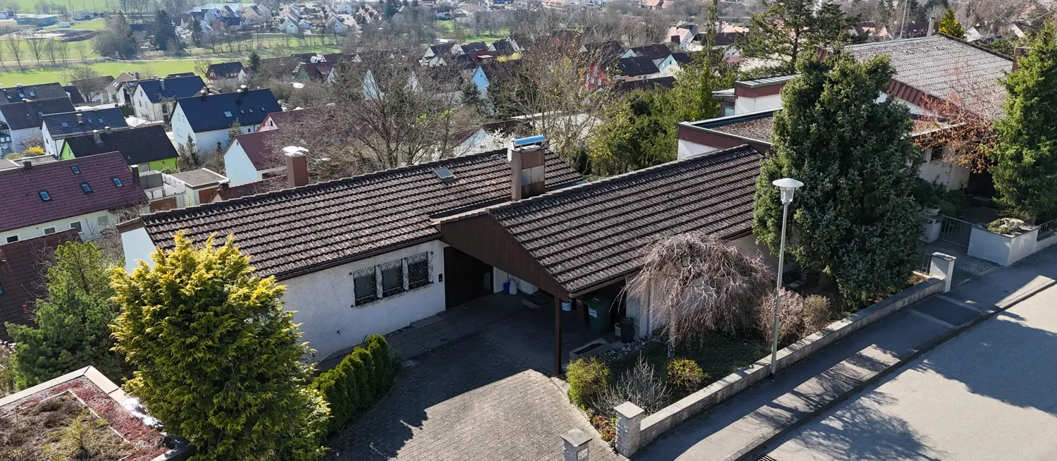 Hier finden Sie das Besondere mit Fernblick! Reizvolles Familienhaus in gesuchter Lage