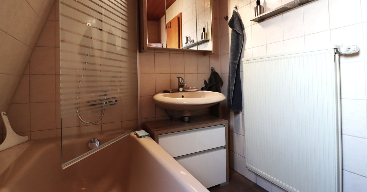 Bad Wohnung 1