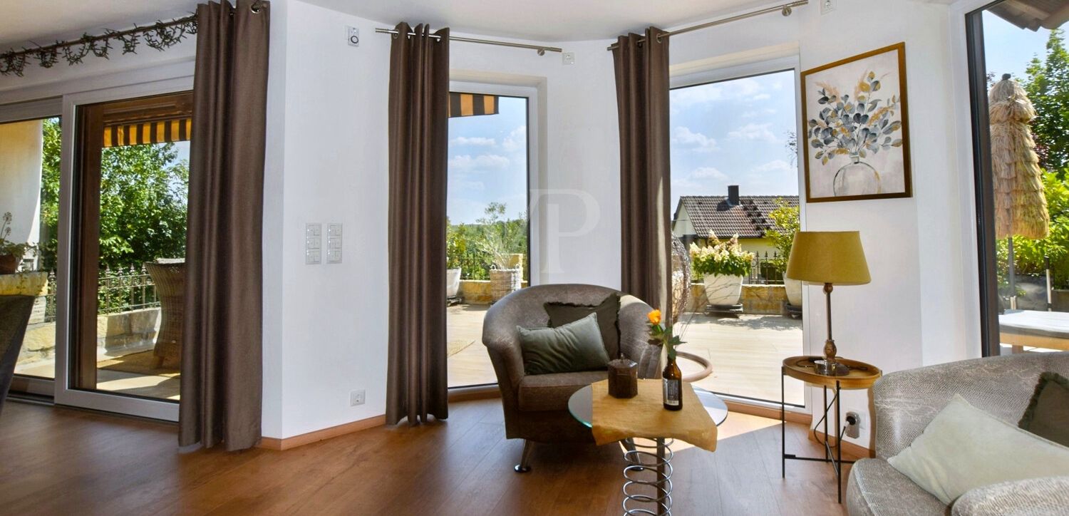 Wohnbereich Blick auf Terrasse