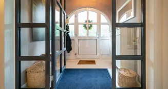 von_poll_real_estate_property_25208741_image_1