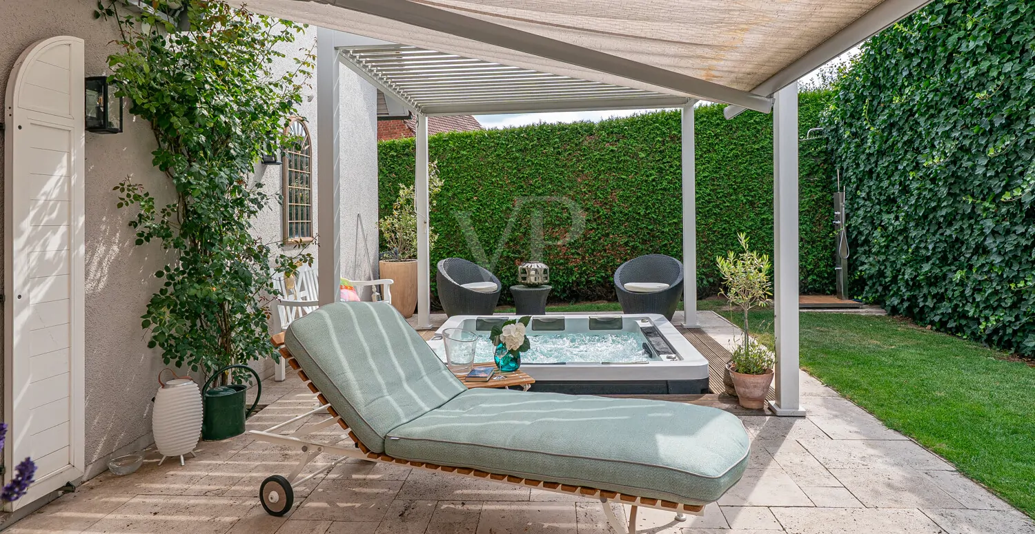 Terrasse mit Whirpool