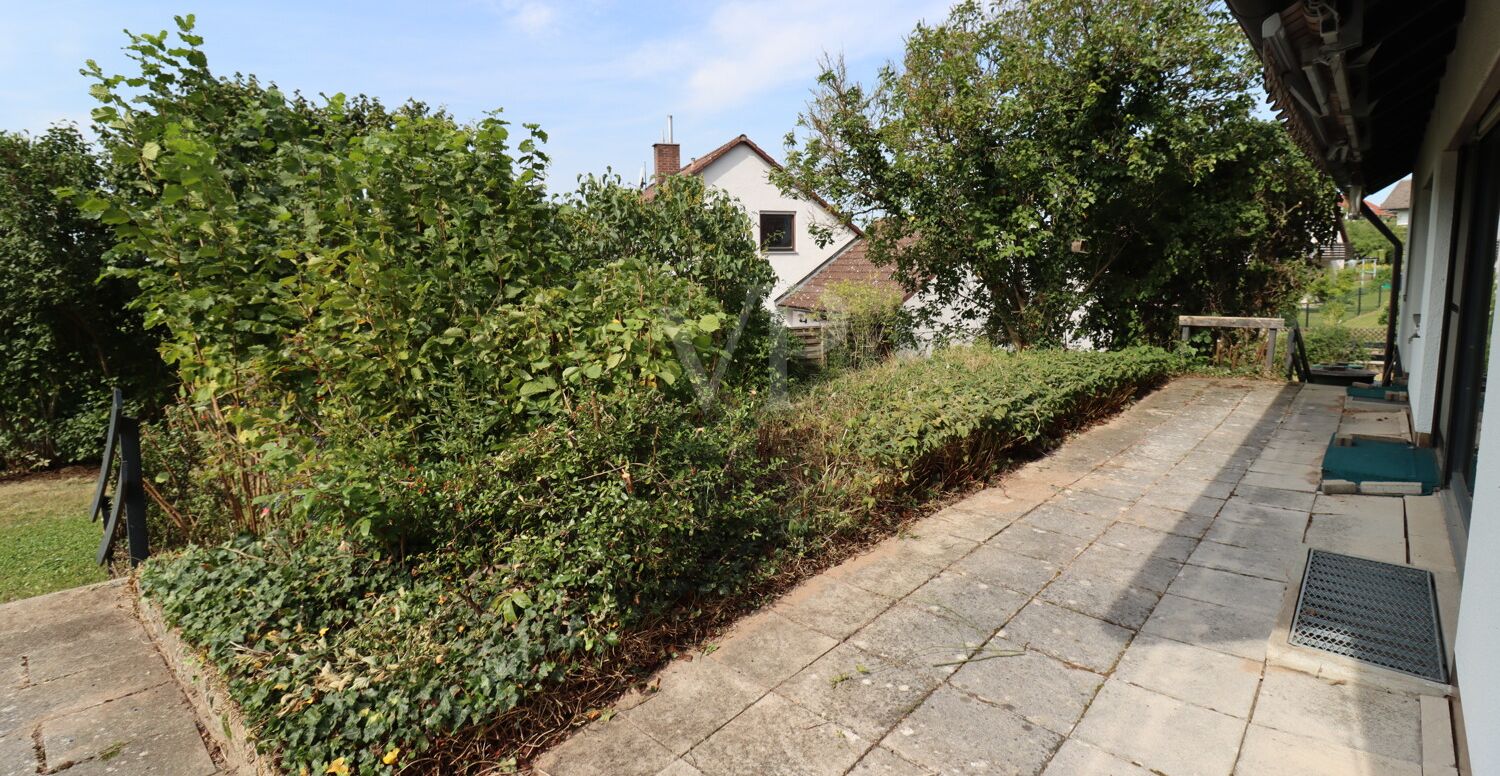 Garten mit Terrasse