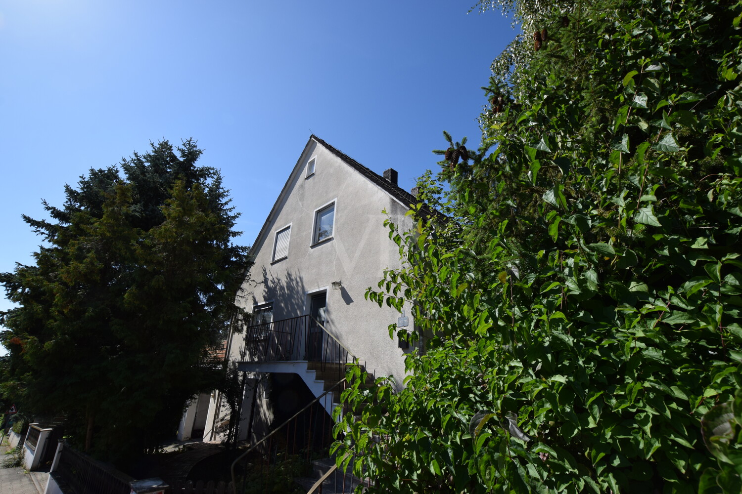 Straßenansicht