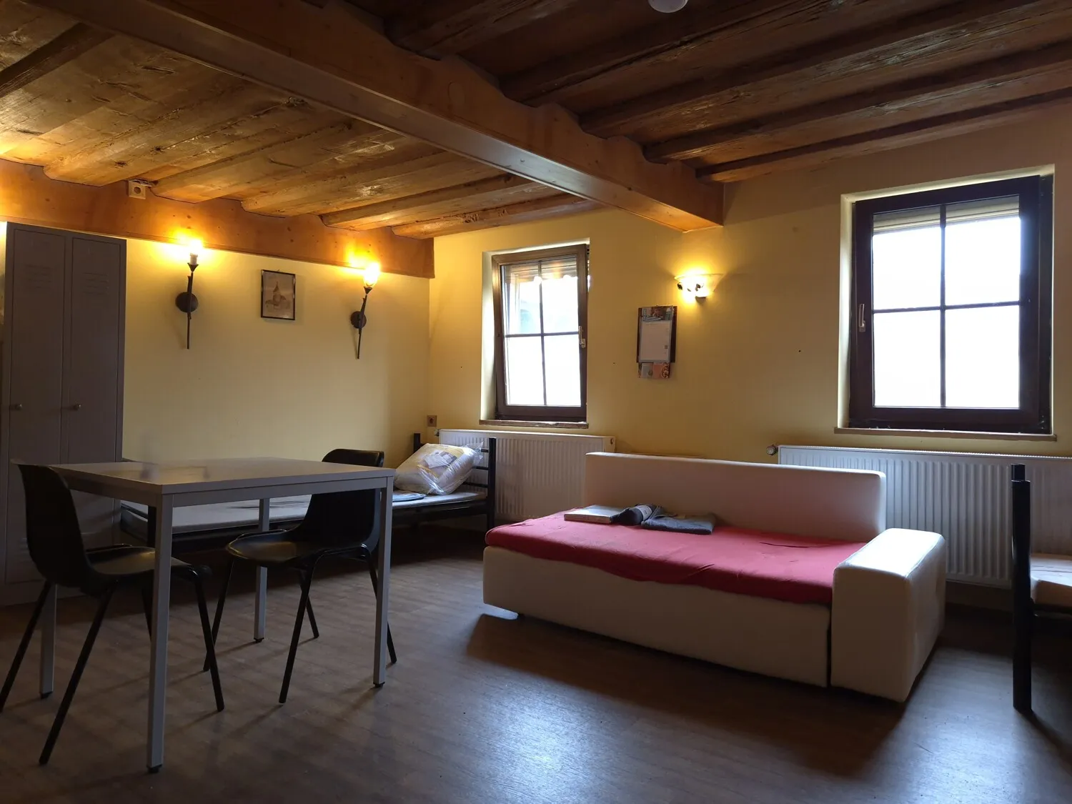 Wohn-/Schlafzimmer