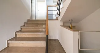 von_poll_real_estate_property_MW610_image_7