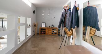 von_poll_real_estate_property_MW610_image_6