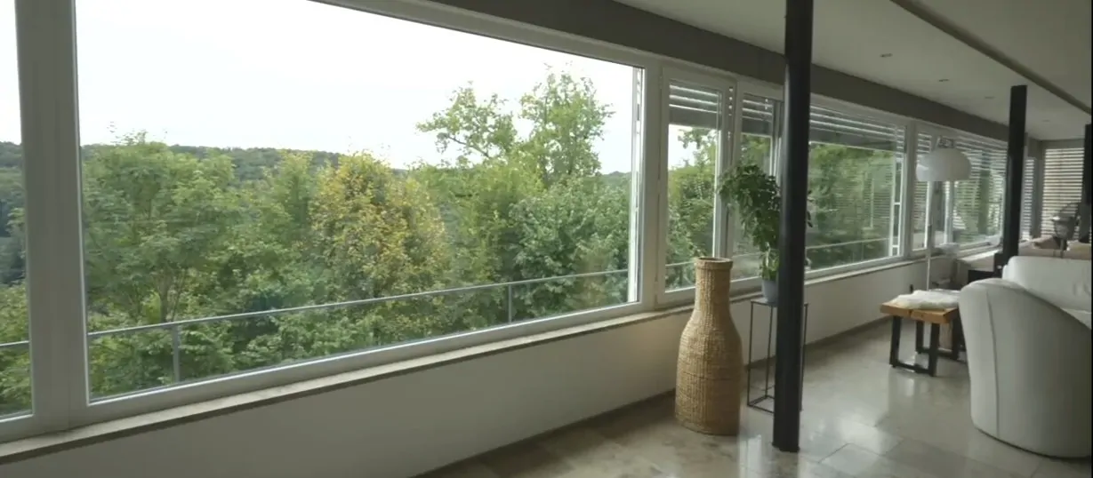 Entdecken Sie das Außergewöhnliche! Unternehmervilla in ruhiger Lage mit atemberaubendem Blick