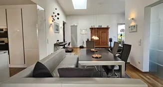 von_poll_real_estate_property_25208747_image_25