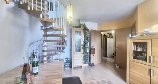 von_poll_real_estate_property_25208774_image_0