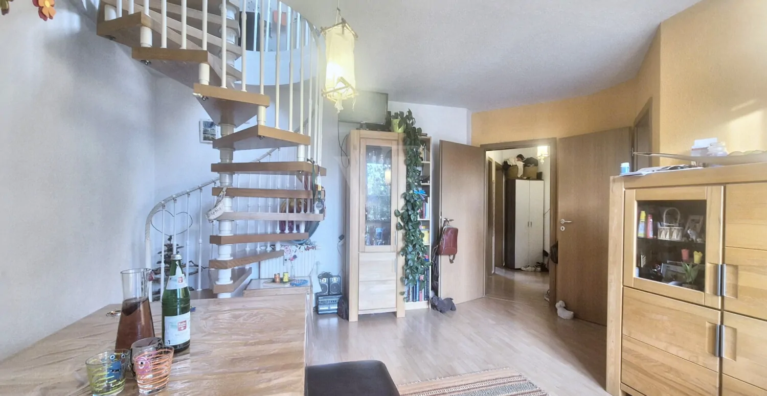 Traumhafte 3-Zimmer-Maisonettewohnung inkl. Einbauküche + Tiefgaragenstellplatz