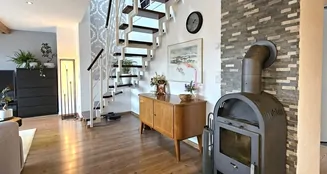 von_poll_real_estate_property_25208753_image_9