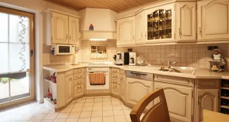 von_poll_real_estate_property_25208799_image_10