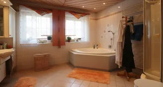 von_poll_real_estate_property_25208799_image_16