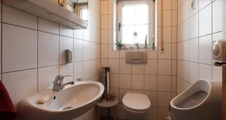 von_poll_real_estate_property_25208799_image_5