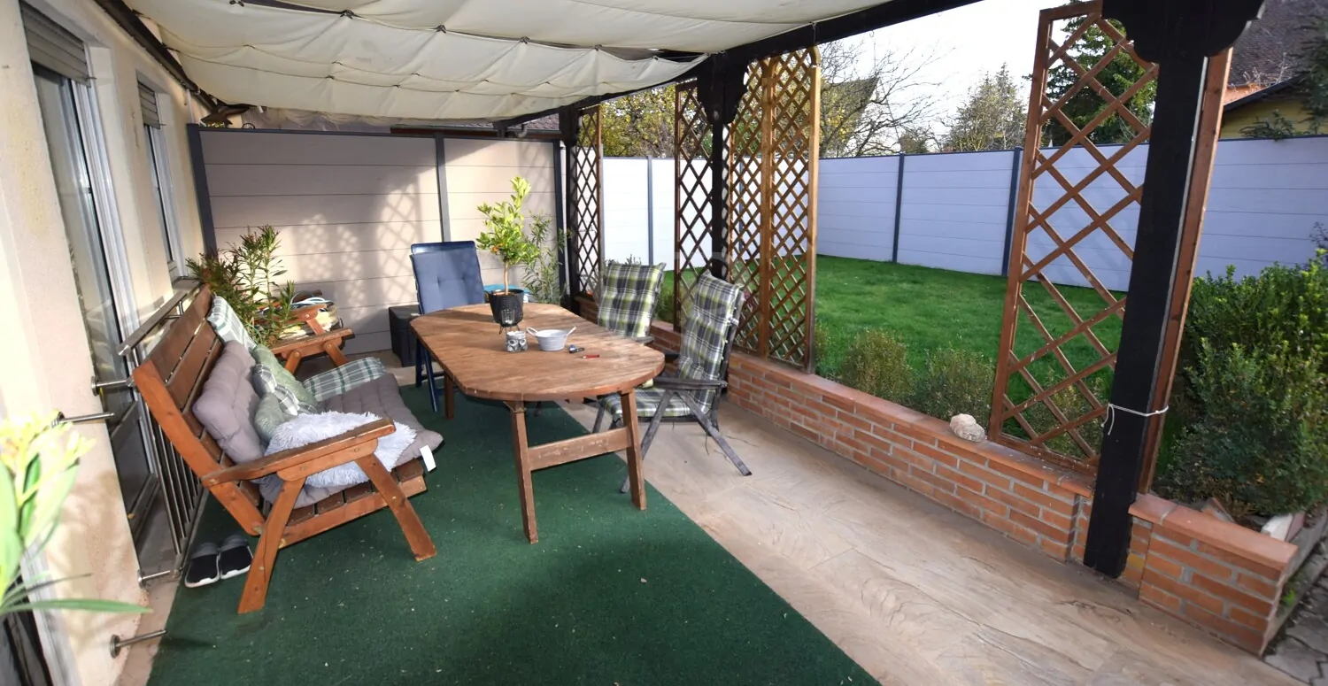 Überdachte Terrasse