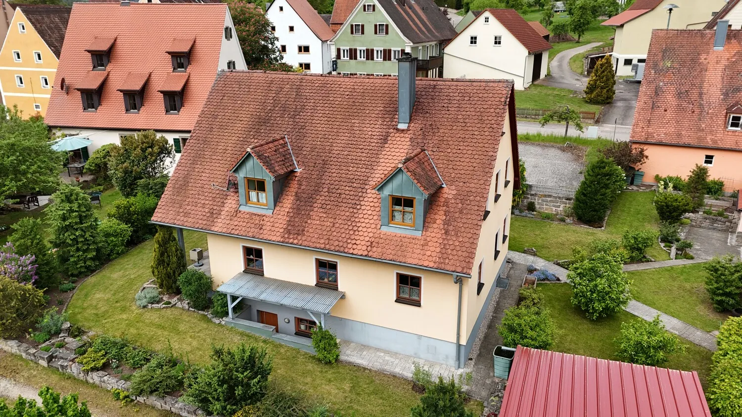 Traumhaft Wohnen in direkter Seenähe! Hochwertiges Einfamilienhaus in gesuchter Lage