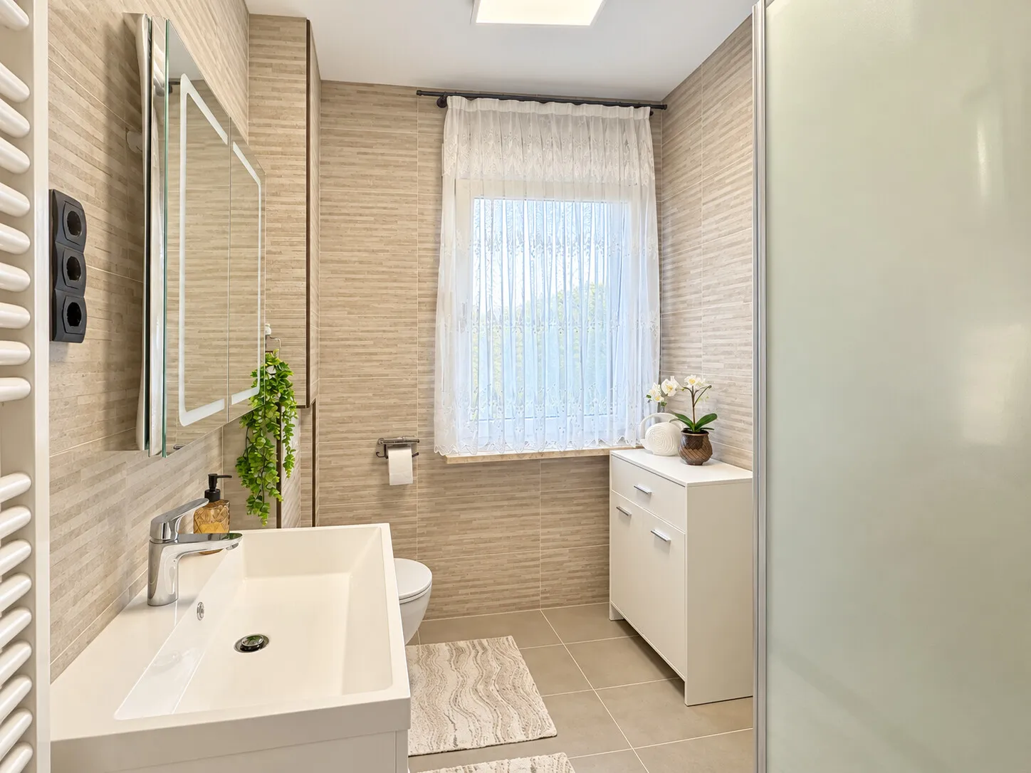 Badezimmer 1. OG