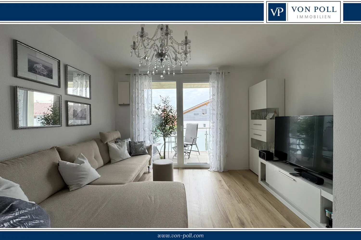 Moderne 3-Zimmer-Wohnung mit Balkon, Aufzug und Carport
