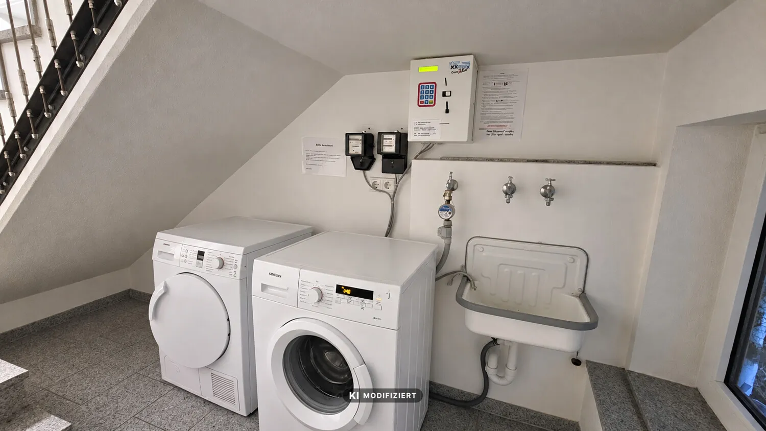 Münzwaschmaschine und Trockner