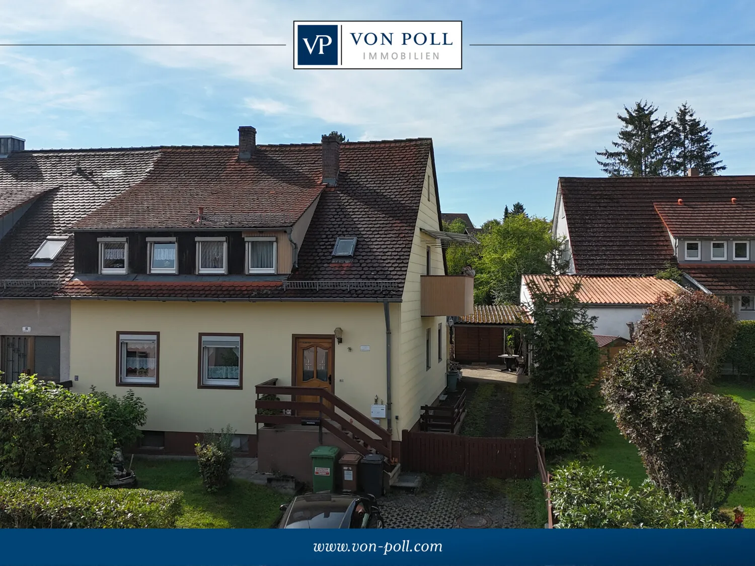 Gepflegte Doppelhaushälfte mit viel Fläche und schön angelegtem Garten!