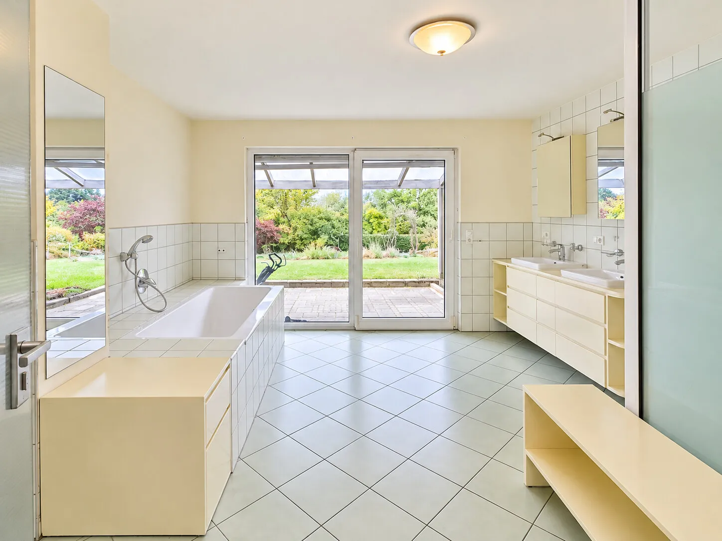 Badezimmer UG