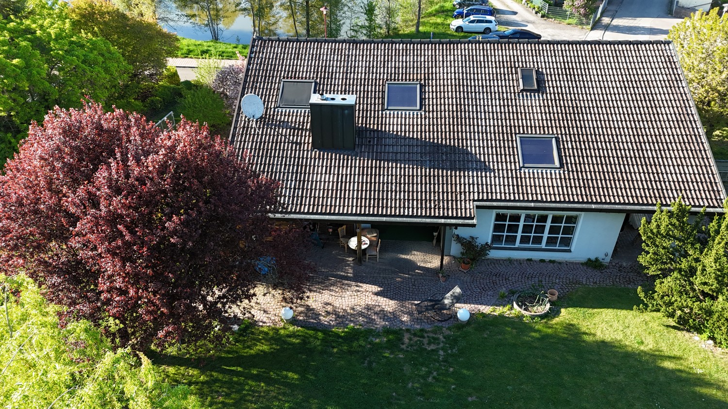Stilvolle Architektenvilla mit großem Grundstück