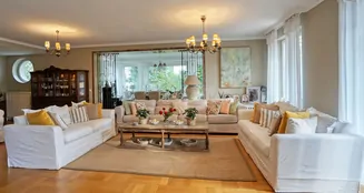 von_poll_real_estate_property_25061005_image_1