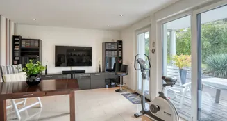 von_poll_real_estate_property_25061017_image_16