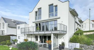 von_poll_real_estate_property_25061017_image_1