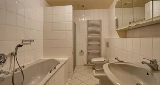 von_poll_real_estate_property_25061019_image_5