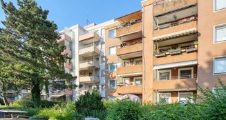 von_poll_real_estate_property_25061025_image_0