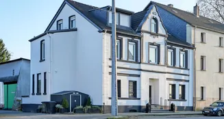 von_poll_real_estate_property_25061021_image_2