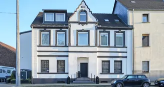 von_poll_real_estate_property_25061021_image_0