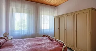 von_poll_real_estate_property_25061030_image_15