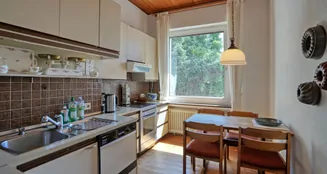 von_poll_real_estate_property_25061030_image_11