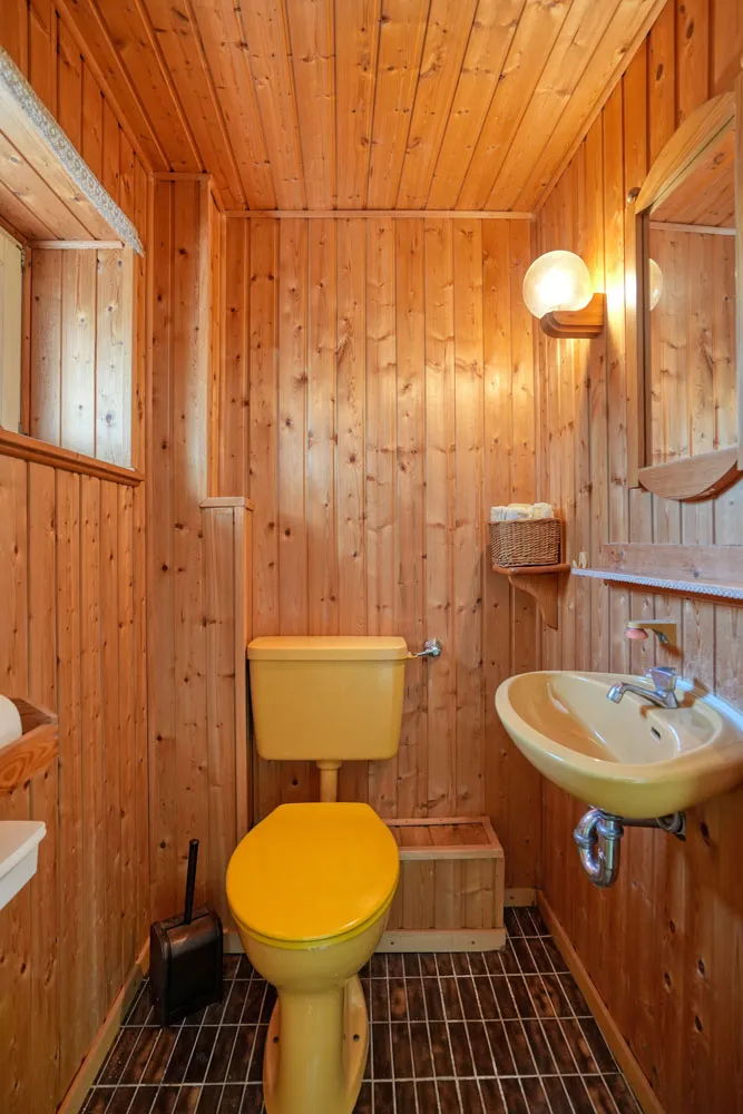 Gäste-WC im Treppenhaus