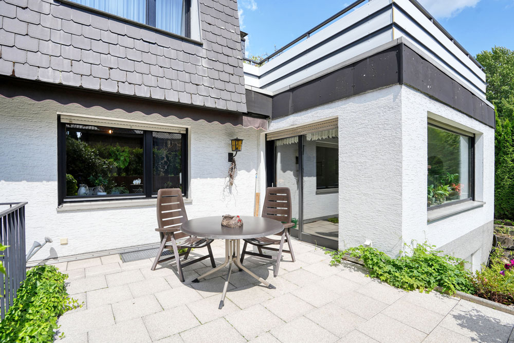 Terrasse vor dem Wohnbereich