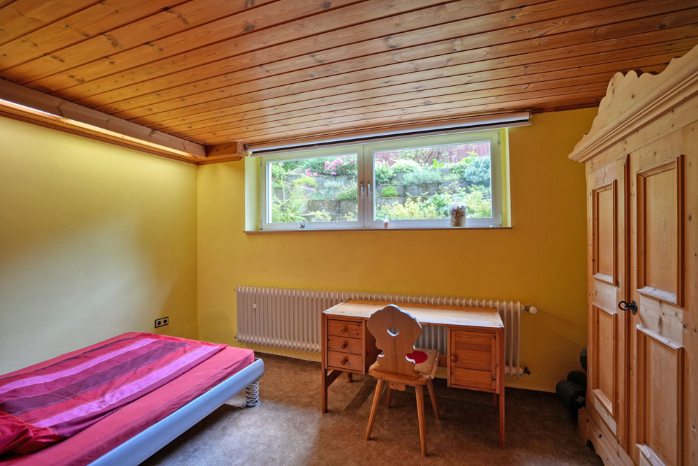 Zimmer im Souterrain