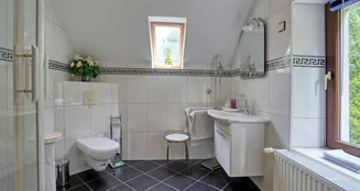 von_poll_real_estate_property_25061031_image_19