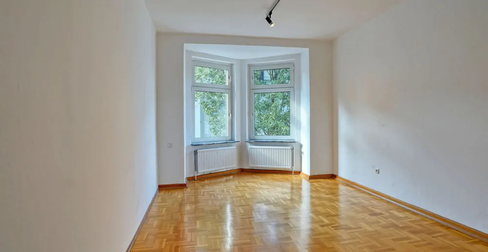 Schlafzimmer mit Erker