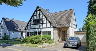 von_poll_real_estate_property_25061028_image_0