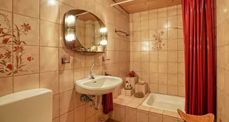 von_poll_real_estate_property_25061037_image_16