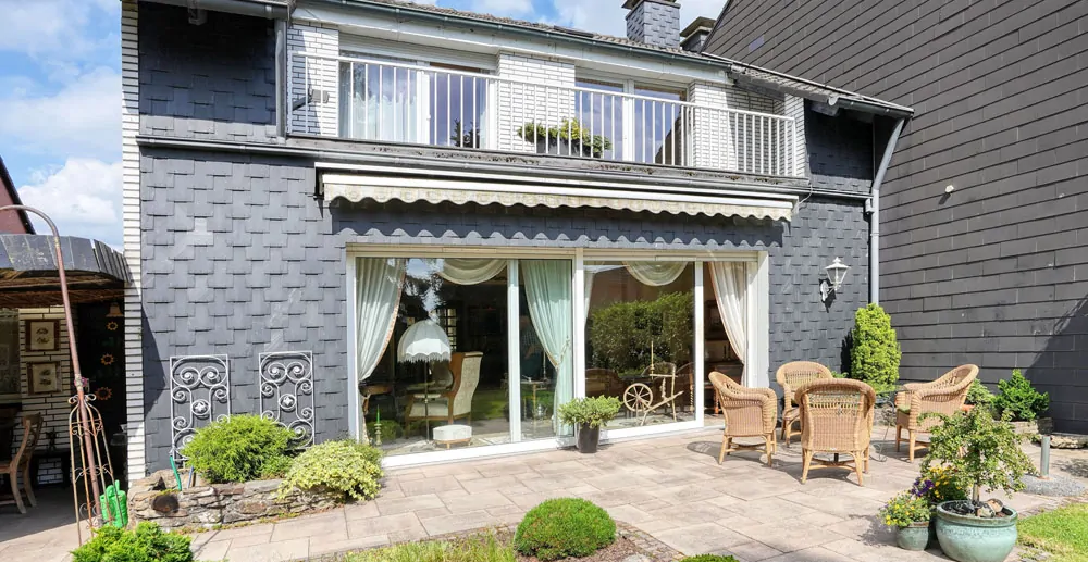 Terrasse vor dem Wohnbereich