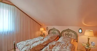 von_poll_real_estate_property_25061037_image_10