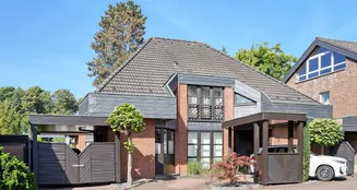 von_poll_real_estate_property_25061043_image_1