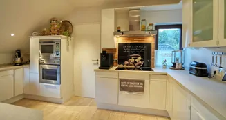 von_poll_real_estate_property_25061043_image_9