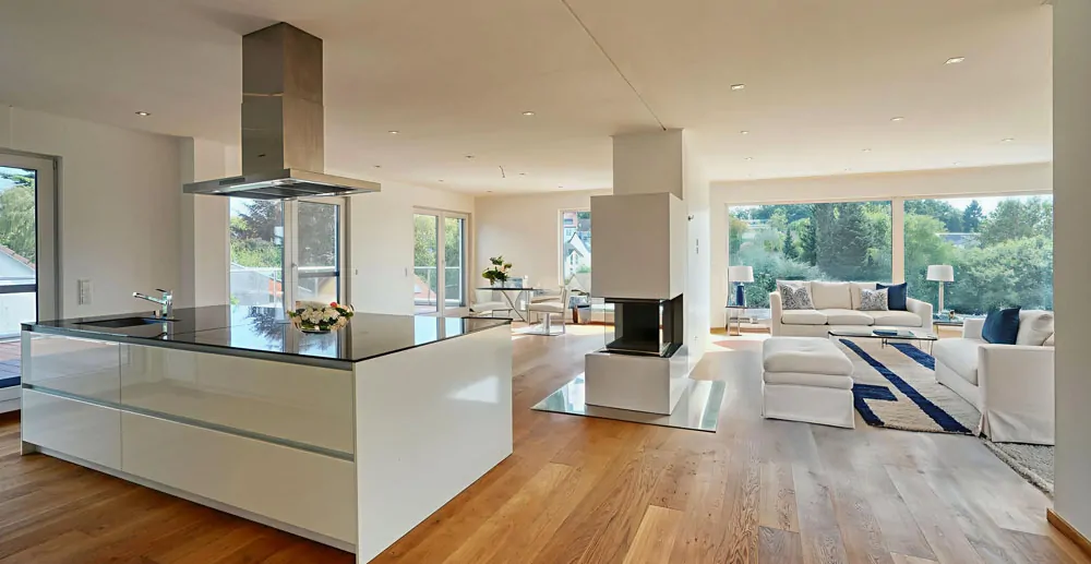 Kochinsel und Wohnbereich – Einrichtungsbeispiel