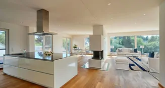 von_poll_real_estate_property_25061041_image_8