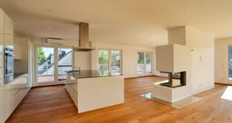 von_poll_real_estate_property_25061041_image_13