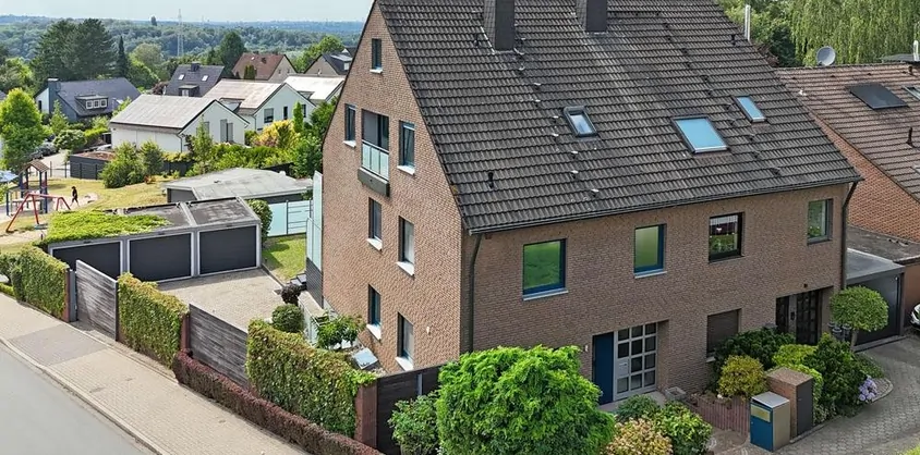 von Poll Immobilien GmbH